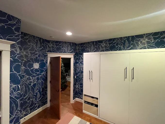 Expert Wallpaper Installation Services in Bend, OR for Luxury Finishes