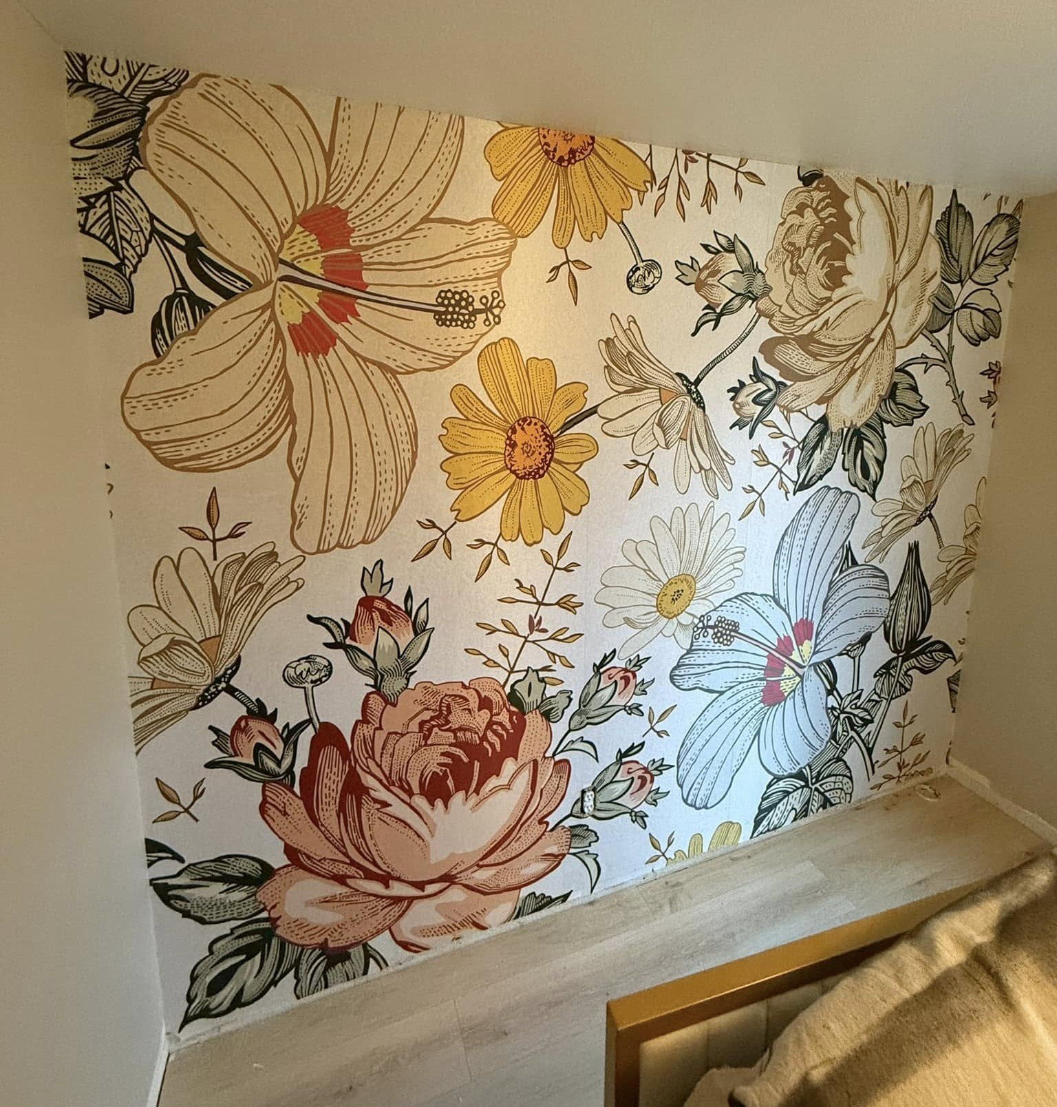 Why Is My Wallpaper Bubbling After Installation in Bend, OR? Causes and Fixes